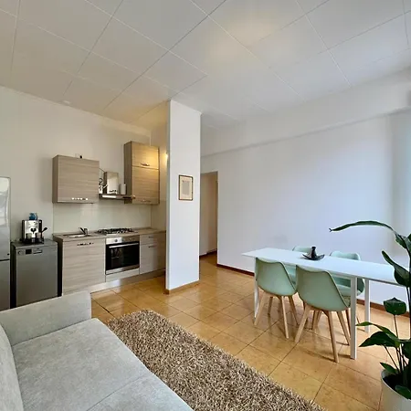 Charming Flat * Como